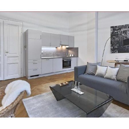 Appartement Luxurious, 2 Min To Casino And Roemertherme à Baden Extérieur photo
