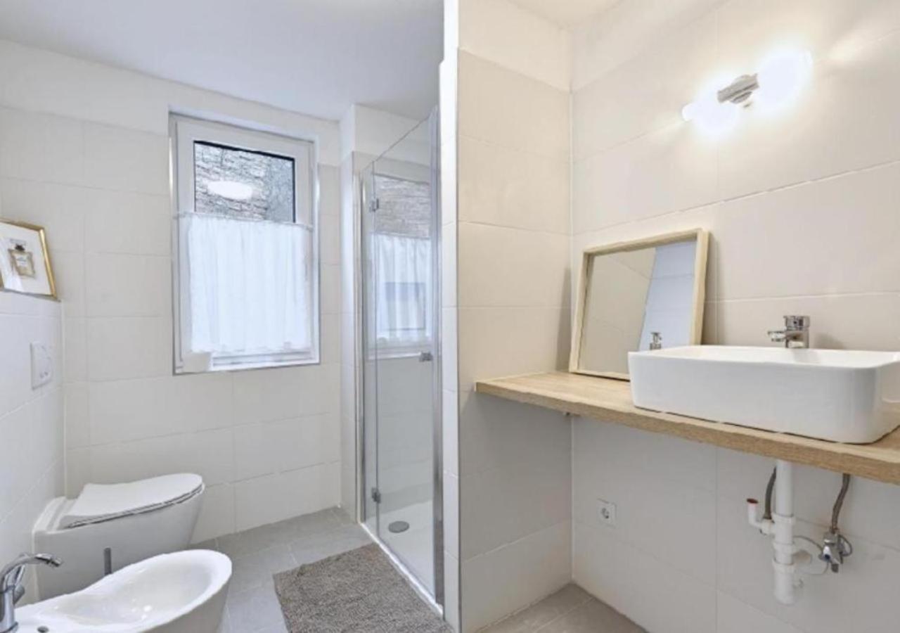 Appartement Luxurious, 2 Min To Casino And Roemertherme à Baden Extérieur photo