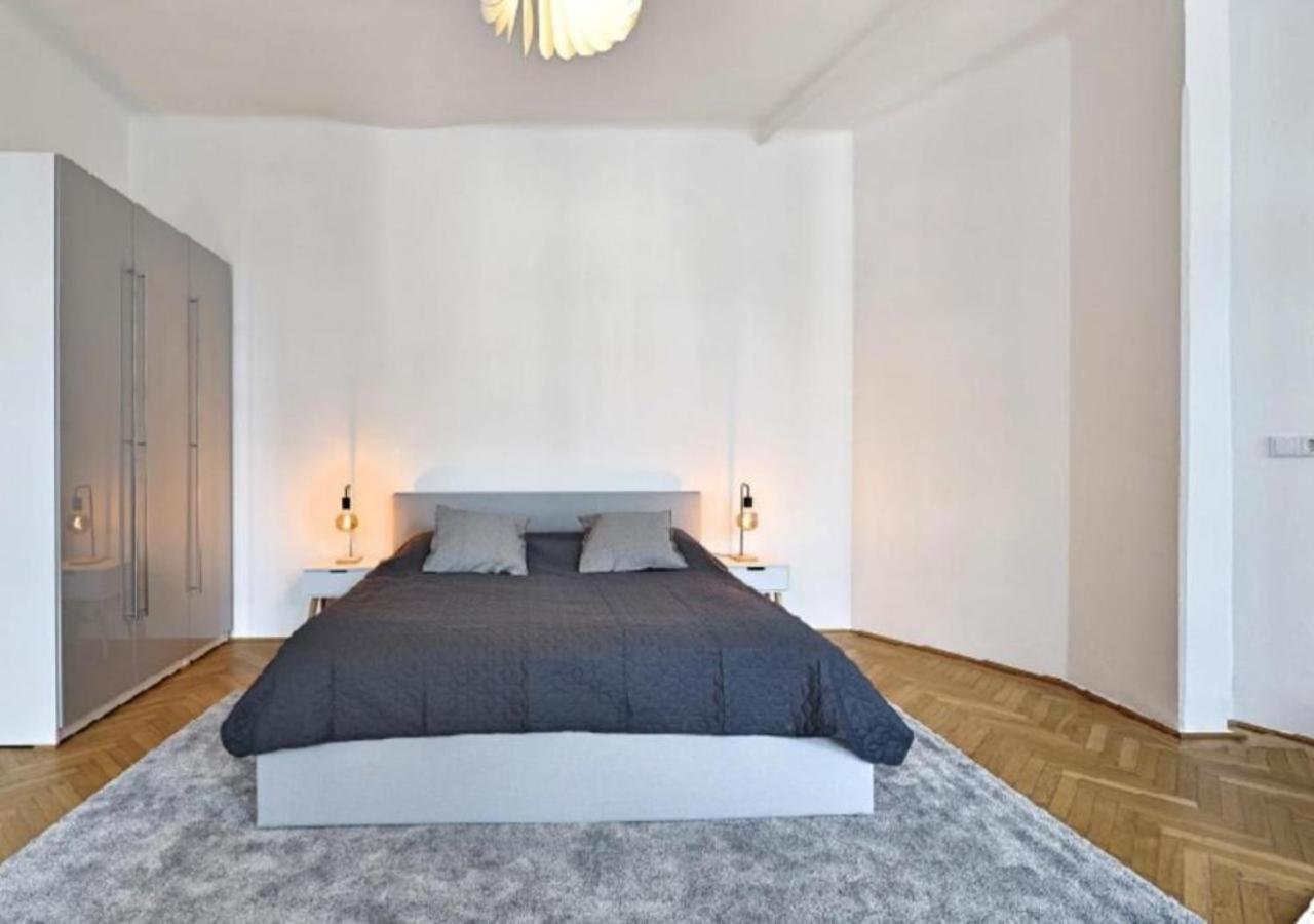 Appartement Luxurious, 2 Min To Casino And Roemertherme à Baden Extérieur photo