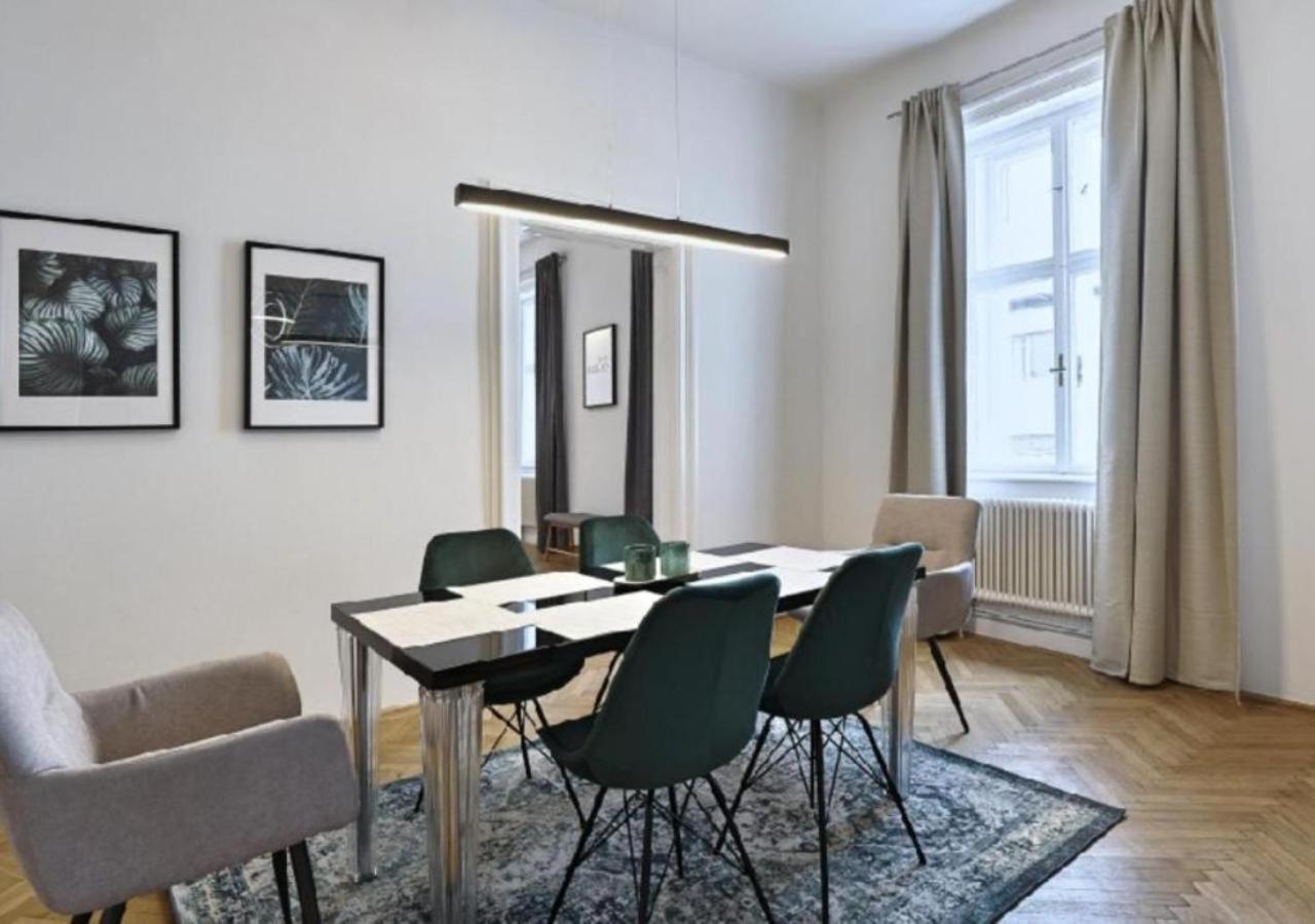 Appartement Luxurious, 2 Min To Casino And Roemertherme à Baden Extérieur photo