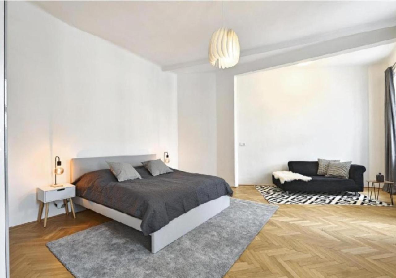 Appartement Luxurious, 2 Min To Casino And Roemertherme à Baden Extérieur photo
